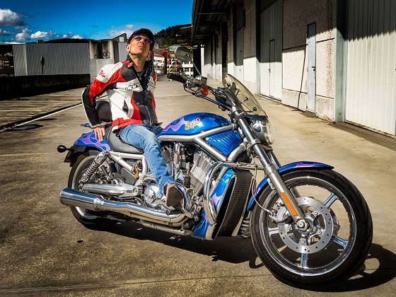Sorteo benéfico de la Harley Davidson de Fito Cabrales